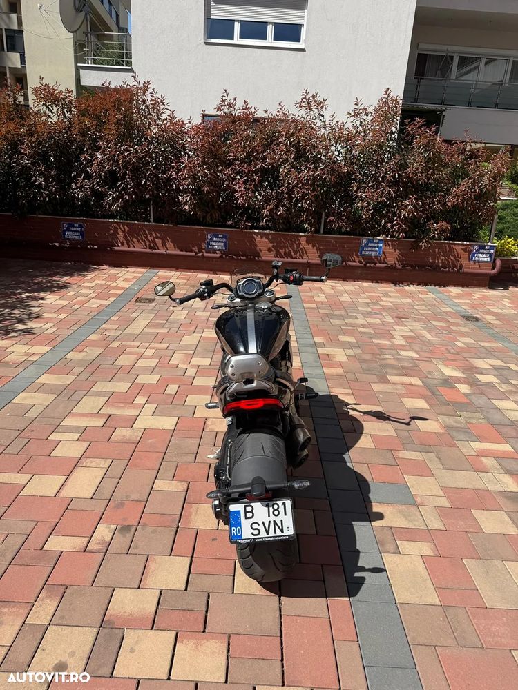 Triumph Rocket 3 GT Triple Black - 13