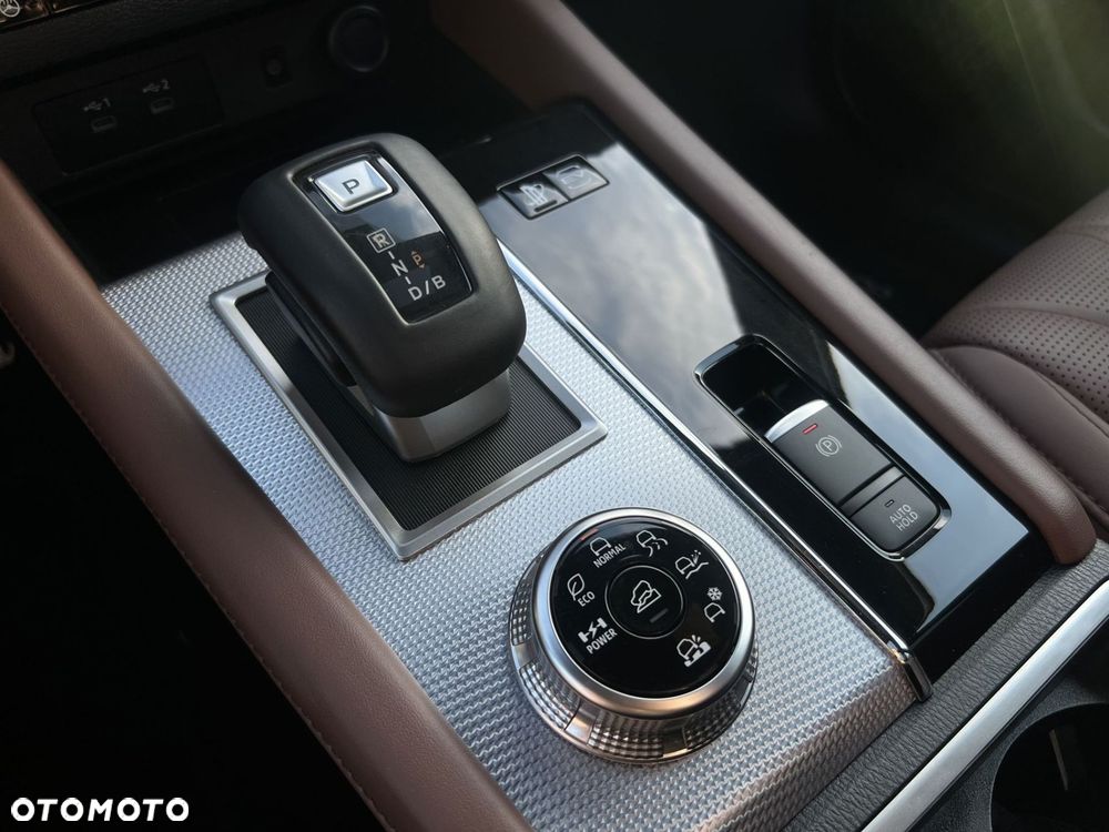Mitsubishi Outlander - 35