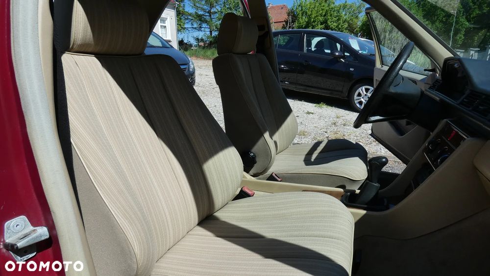 Mercedes-Benz W124 (1984-1993) - 20