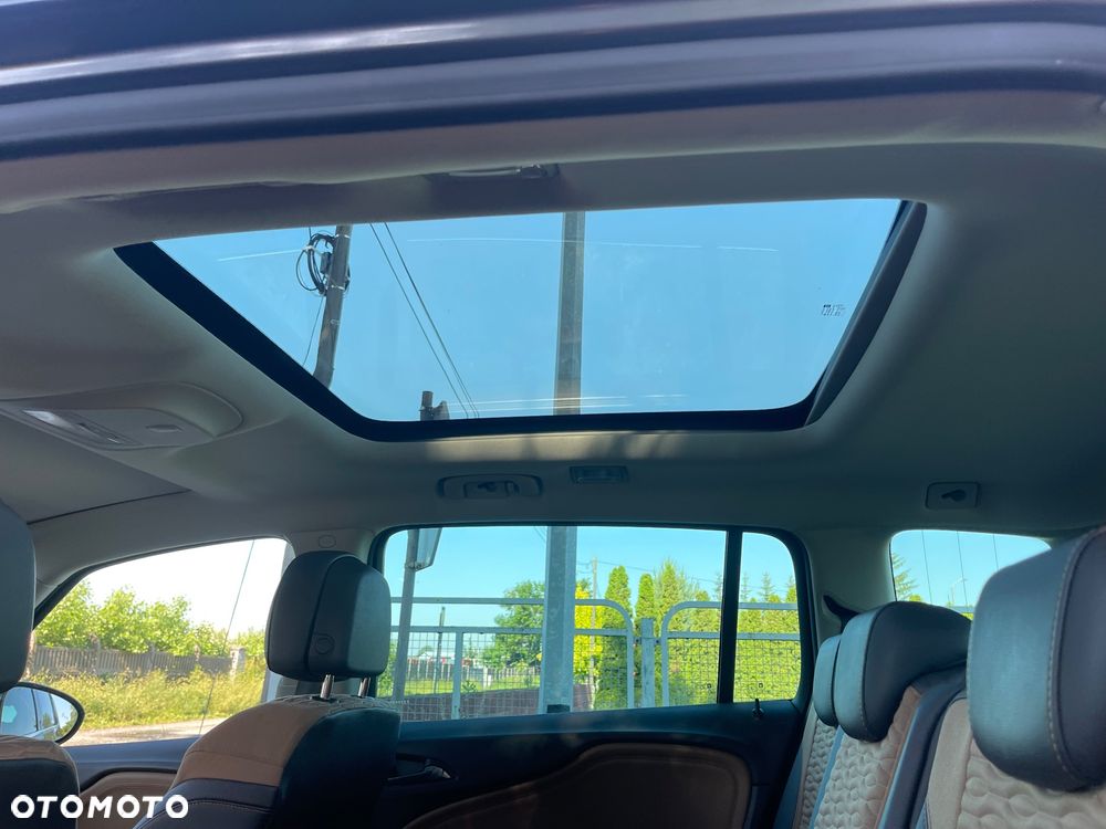 Opel Zafira - 26