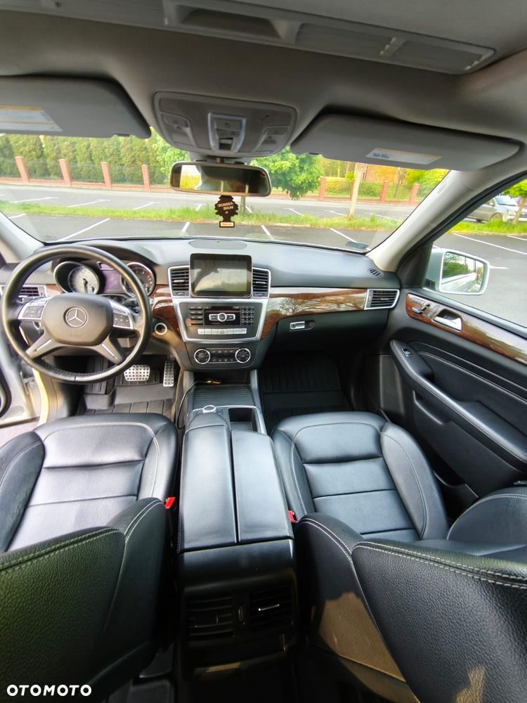 Mercedes-Benz ML 350 4MATIC (BlueEFFICIENCY) 7G-TRONIC - 7