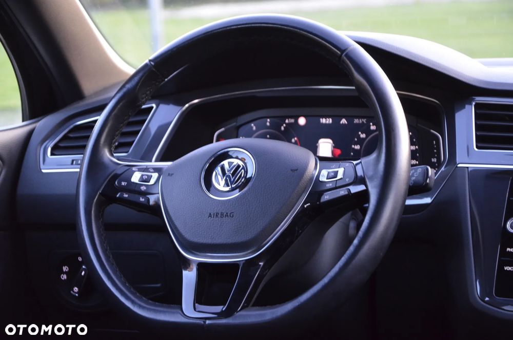 Volkswagen Tiguan Allspace 1.5 TSI EVO R-Line DSG - 23