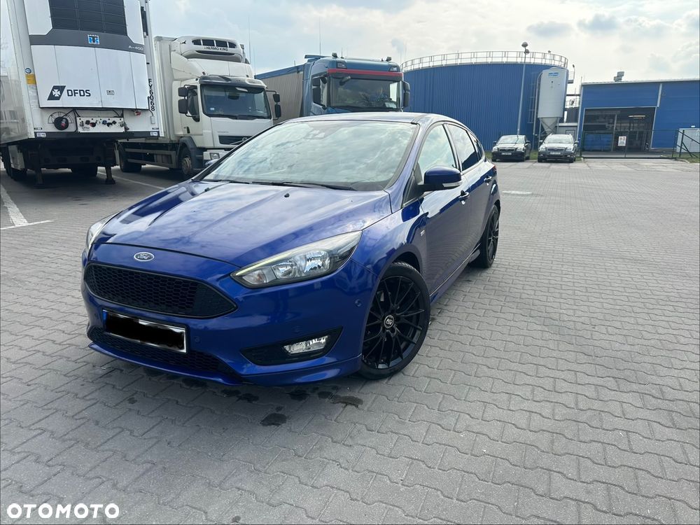 Ford Focus 1.5 EcoBoost ST-Line Black ASS - 19