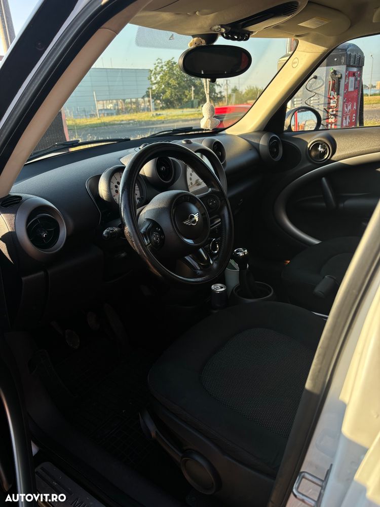 Mini Countryman One D - 14