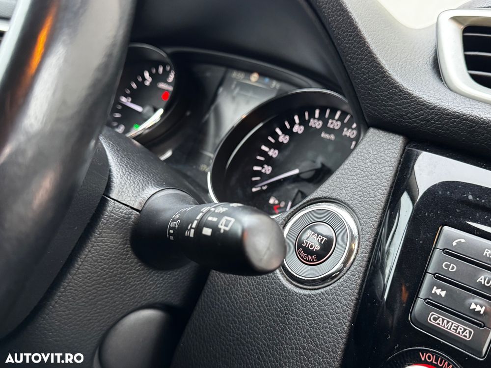 Nissan Qashqai 1.6 DCI Start/Stop Tekna - 9