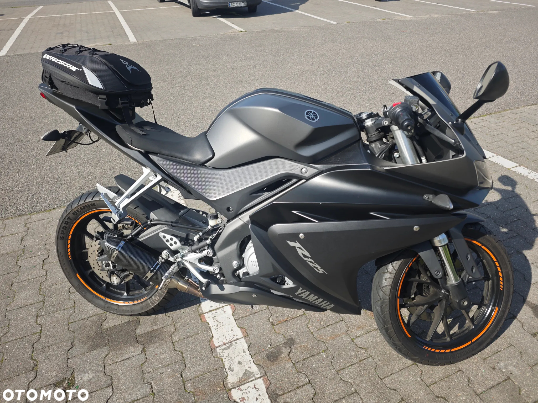 Yamaha YZF - 3