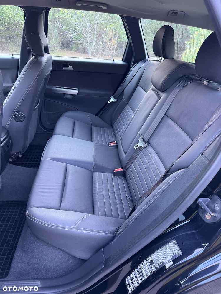 Volvo V50 2.0D - 16