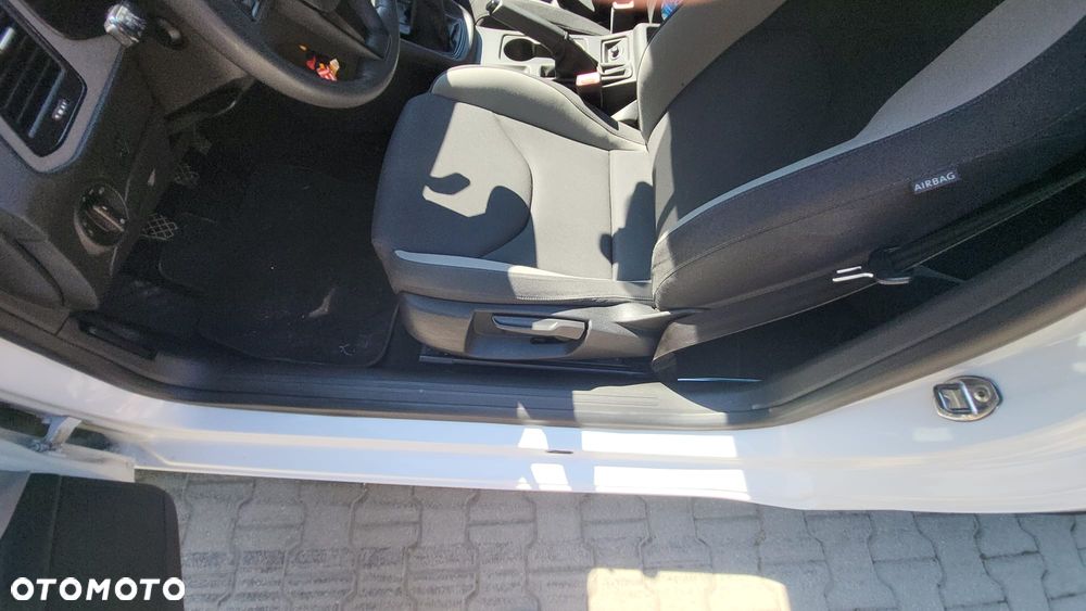 Seat Leon SC 1.6 TDI Reference - 19