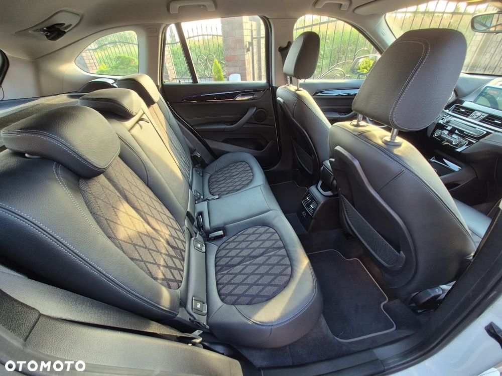 BMW X1 sDrive18d Advantage sport - 12