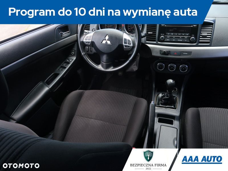 Mitsubishi Lancer - 8