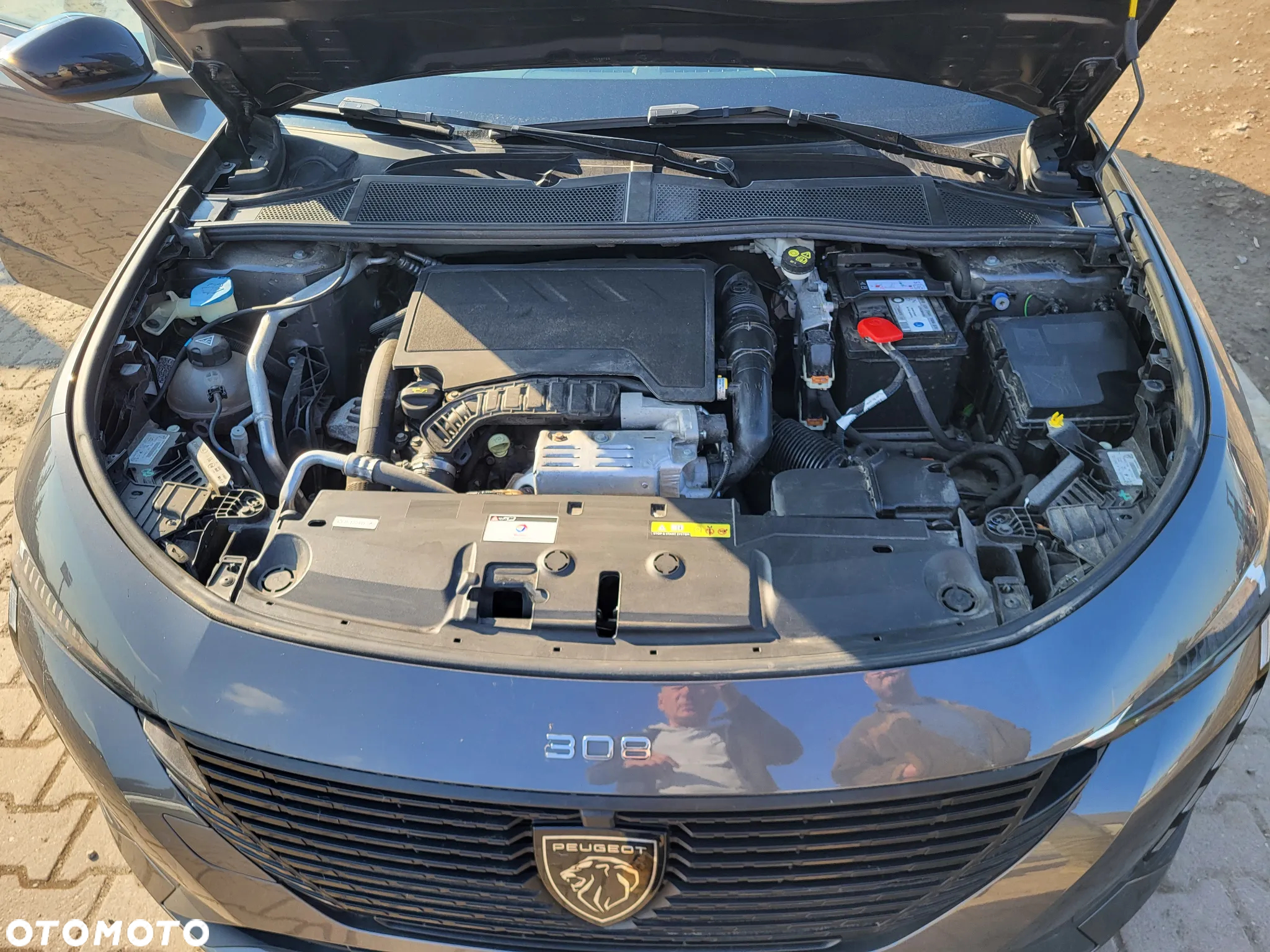 Peugeot 308 1.2 PureTech Active Pack S&S EAT8 - 26