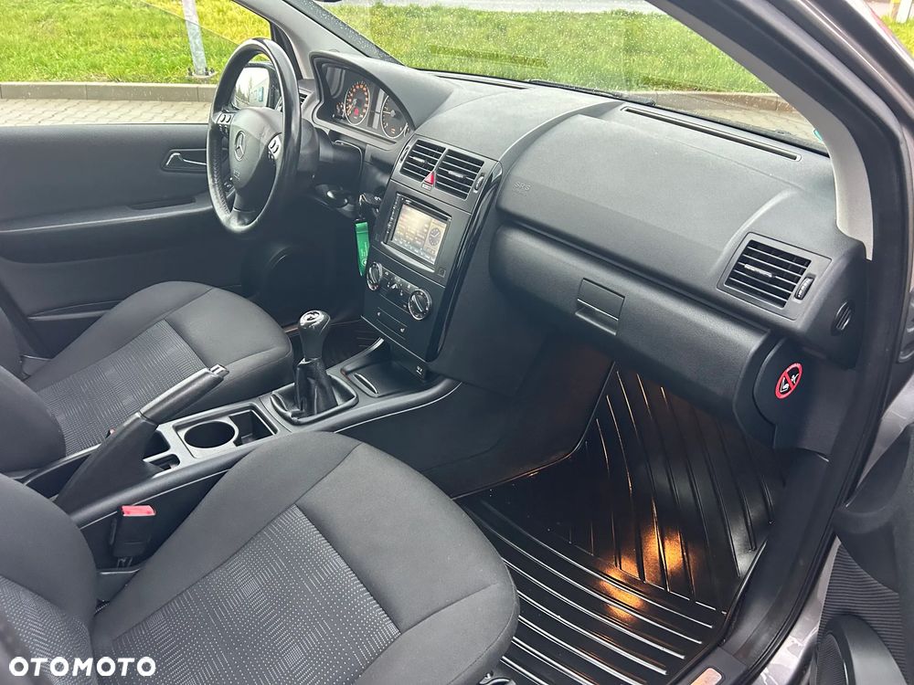 Mercedes-Benz Klasa A 180 CDI Special Edition - 26