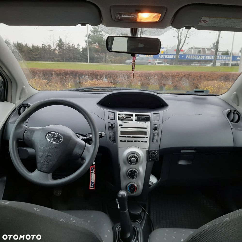 Toyota Yaris 1.4 D-4D Luna A/C - 8