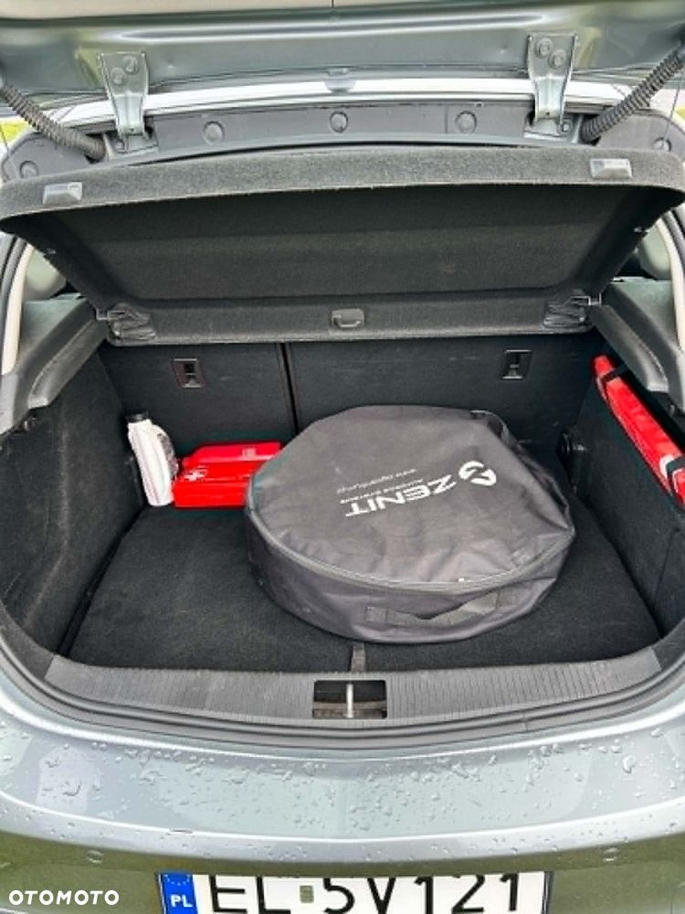 Opel Astra 1.4 Turbo Design Edition - 10