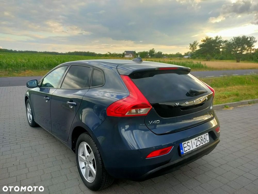 Volvo V40 D2 Drive-E SCR Momentum - 3