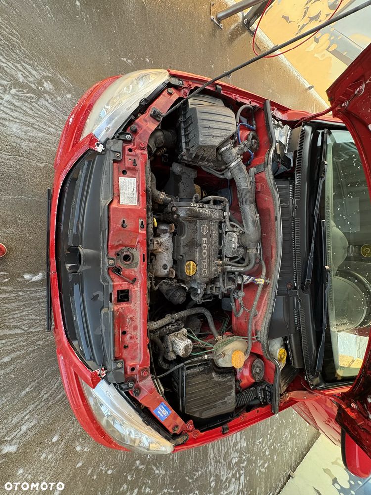 Opel Corsa 1.0 12V - 24
