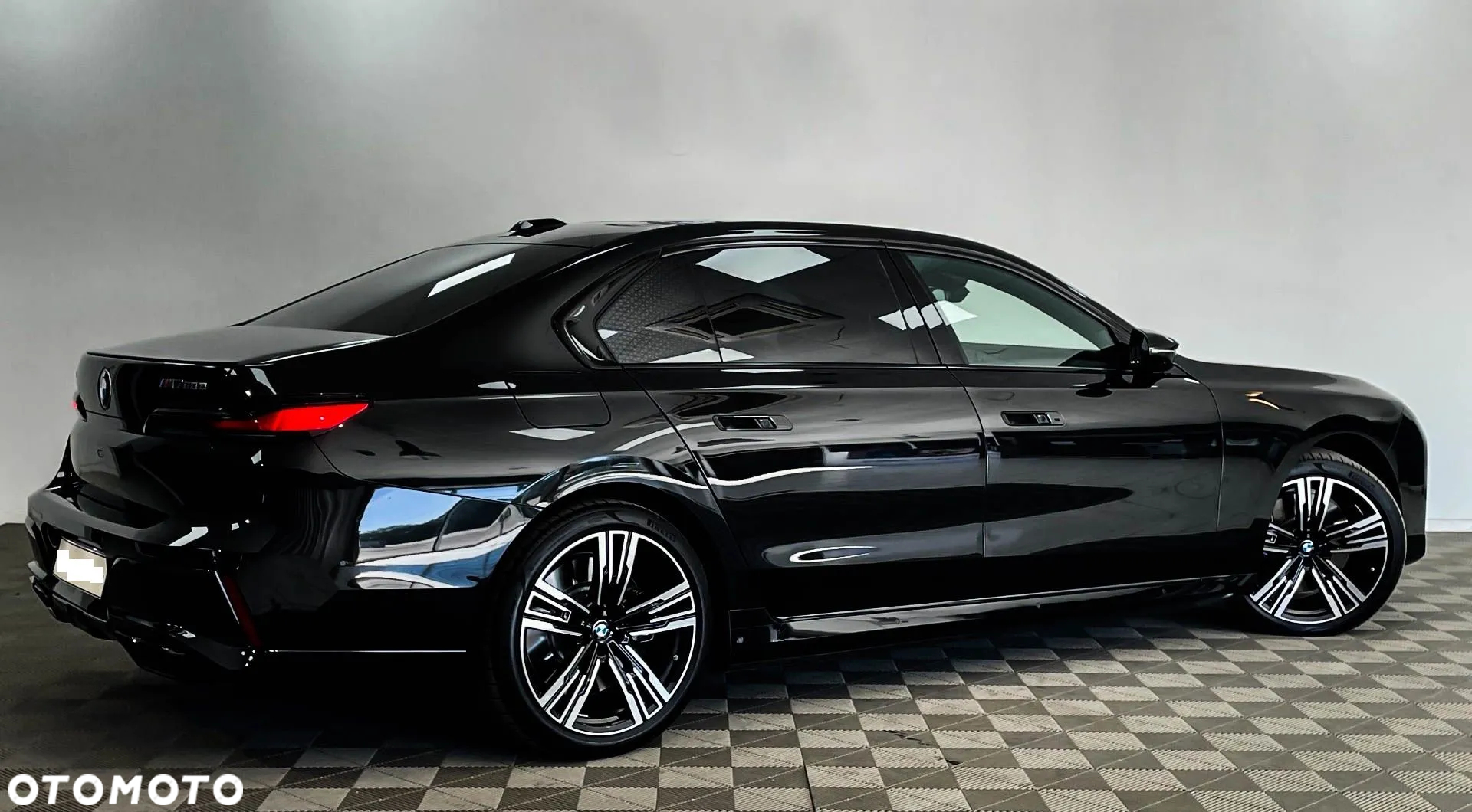 BMW Seria 7 - 10