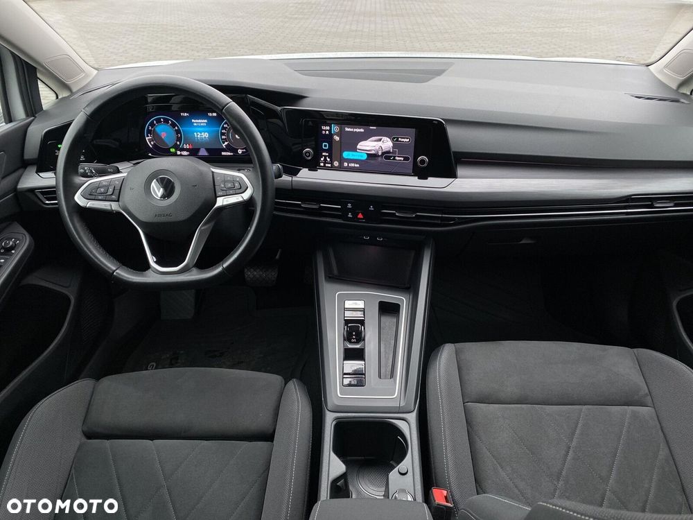 Volkswagen Golf - 13