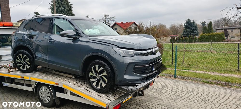 Volkswagen Tiguan 1.5 eTSI Elegance DSG - 1