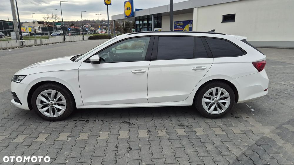 Skoda Octavia - 2
