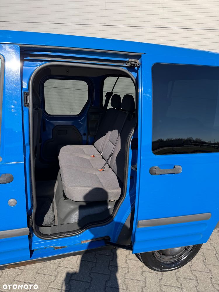 Ford Tourneo Connect - 14