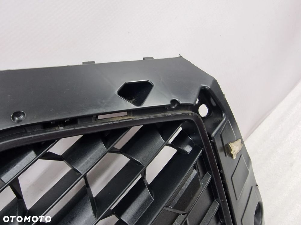 AUDI A1 II 82A 17- ATRAPA / GRILL PRZEDNI PRZÓD , NR 82A853653 / 82A853653A , NR AUKCJI GL170 - 8