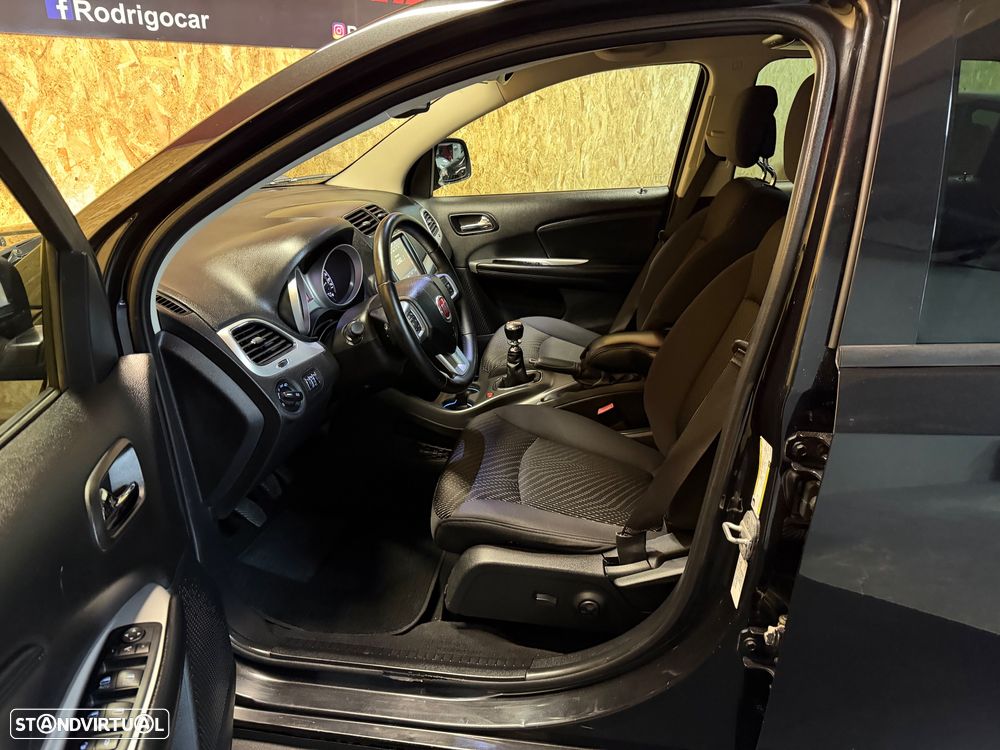 Fiat Freemont 2.0 M-Jet Urban - 6