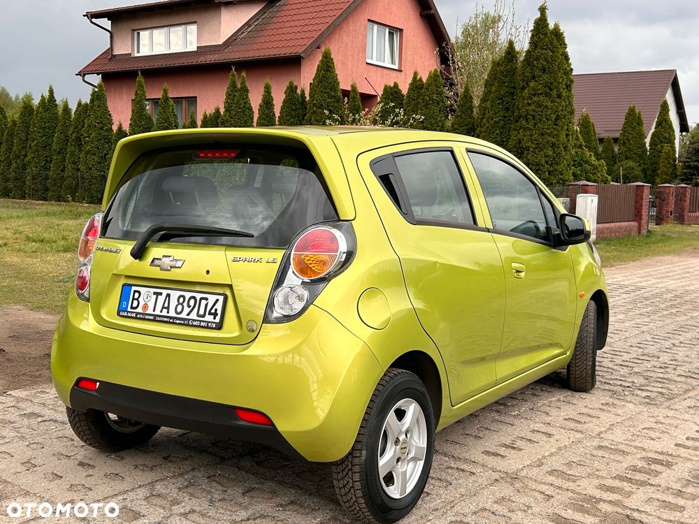 Chevrolet Spark 1.0 - 6