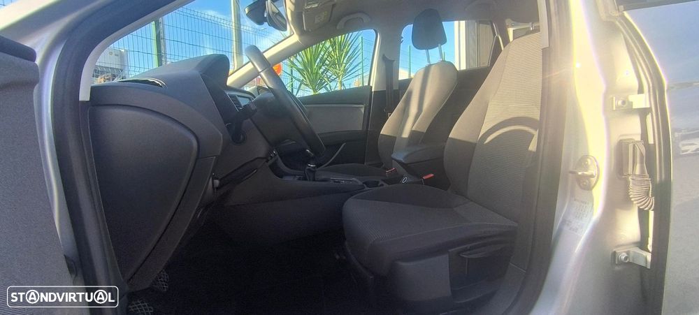 SEAT Leon ST 1.6 TDI Reference - 12