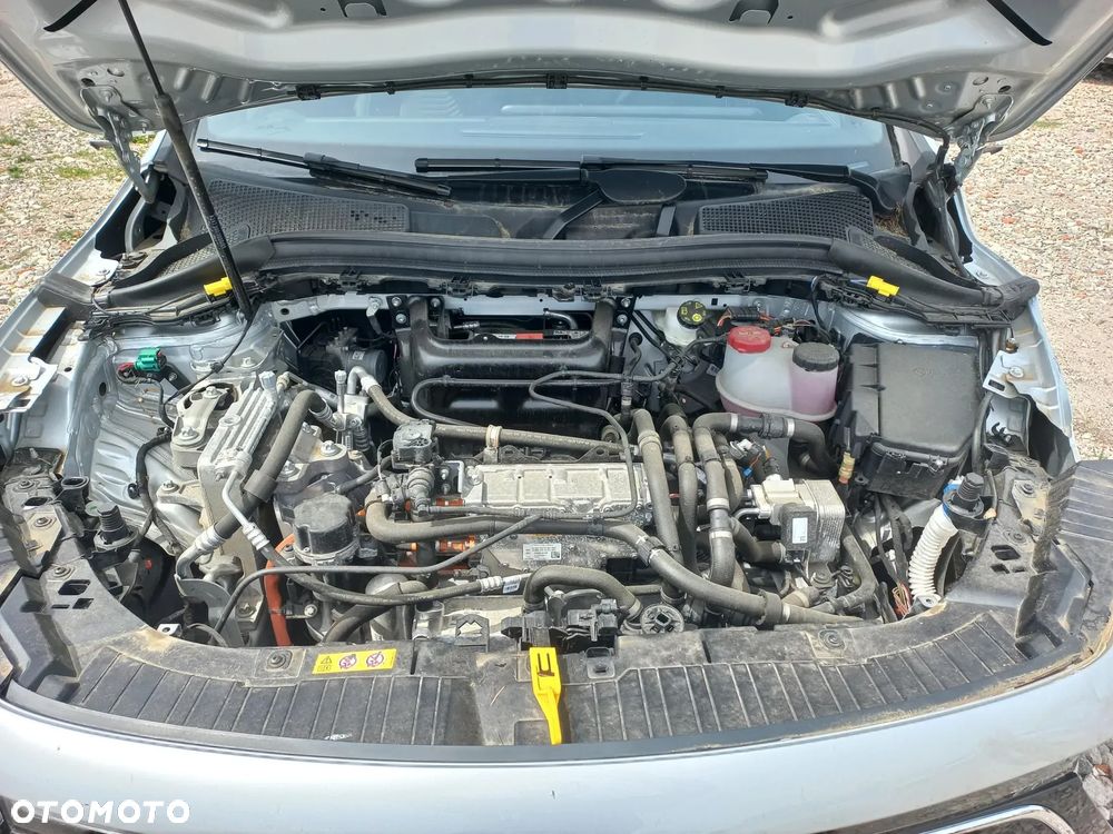 Mercedes-Benz EQA 250+ - 11