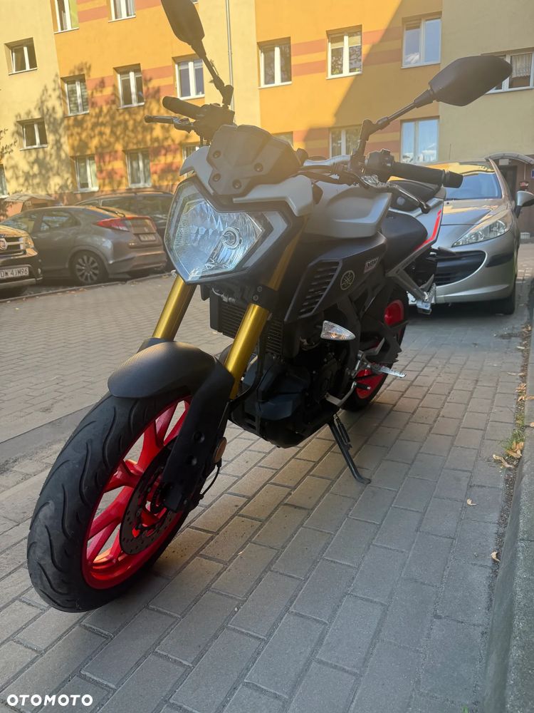 Yamaha MT - 8