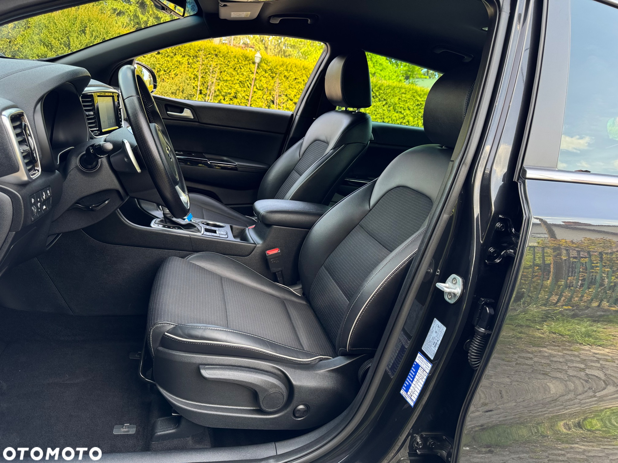 Kia Sportage 2.0 CRDI AWD Eco-Dynamics+ (48V M-H) GT LINE - 6