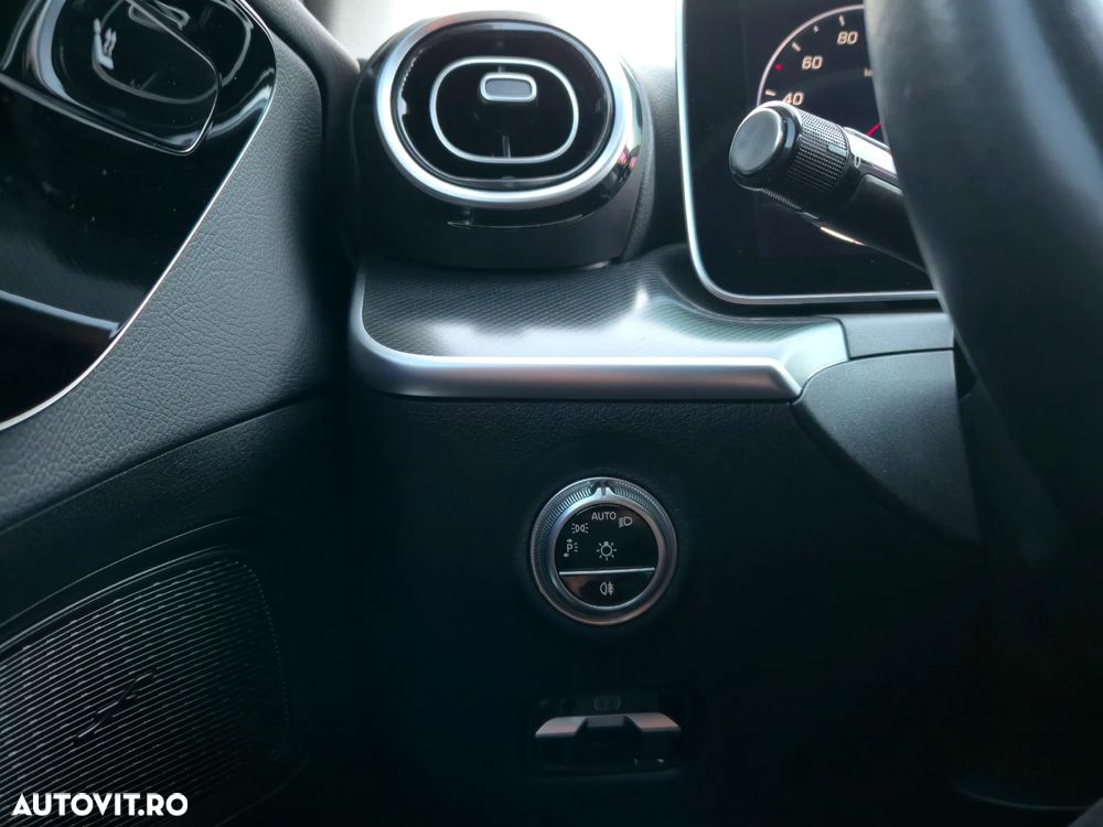 Mercedes-Benz C 180 9G-TRONIC Edition Avantgarde - 10