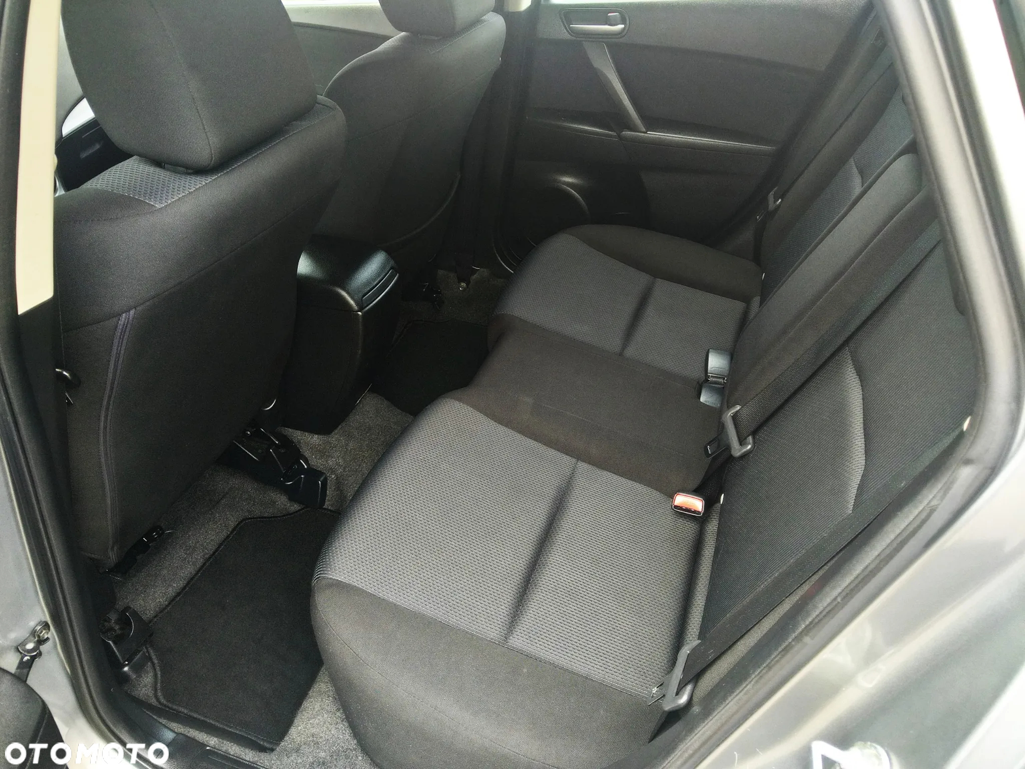 Mazda 3 1.6 Exclusive - 10
