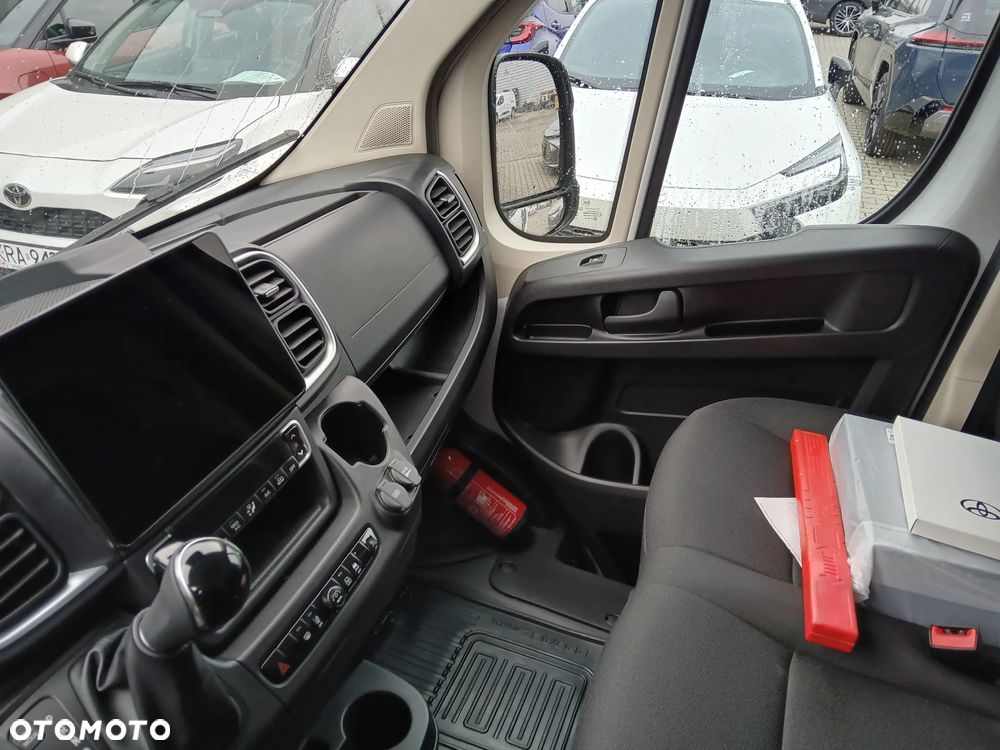 Toyota Proace MAX - 10