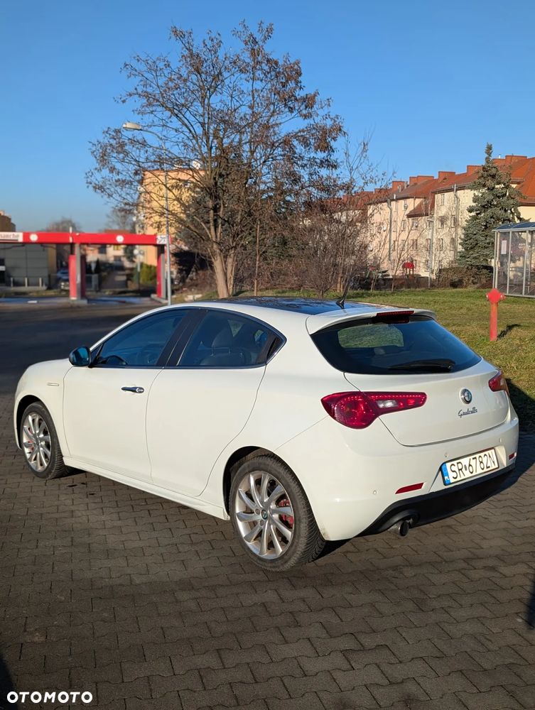 Alfa Romeo Giulietta 1.4 TB MultiAir Distinctive - 3