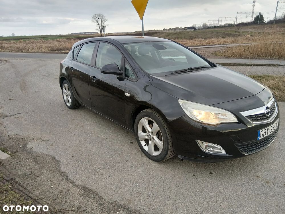 Opel Astra 1.4 T Enjoy - 2