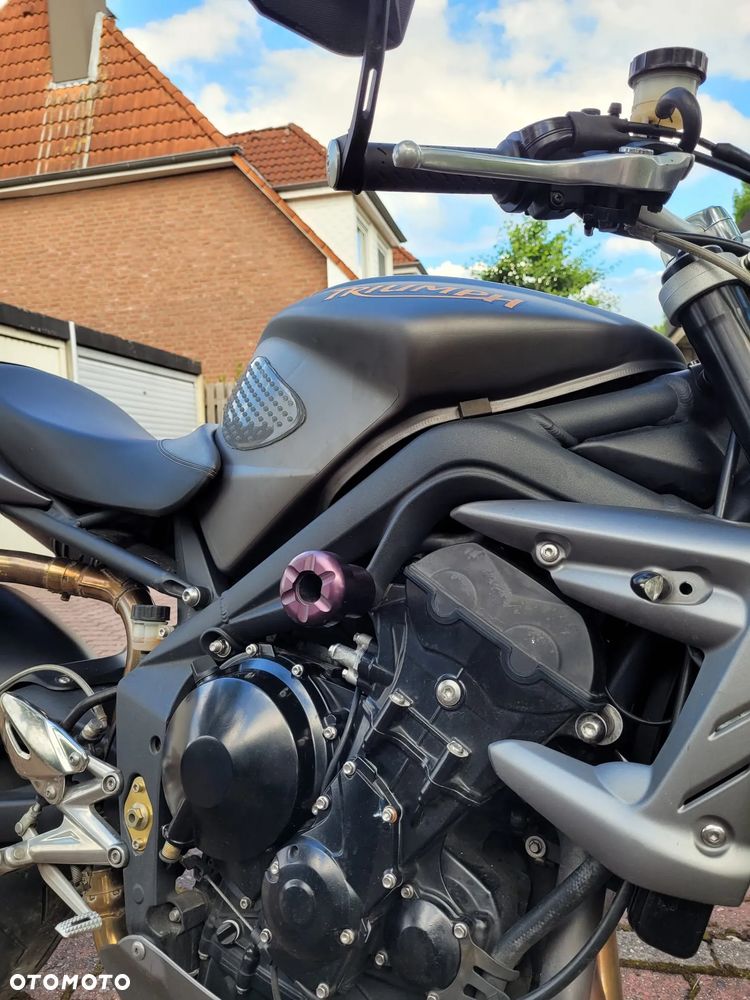 Triumph Street Triple - 5