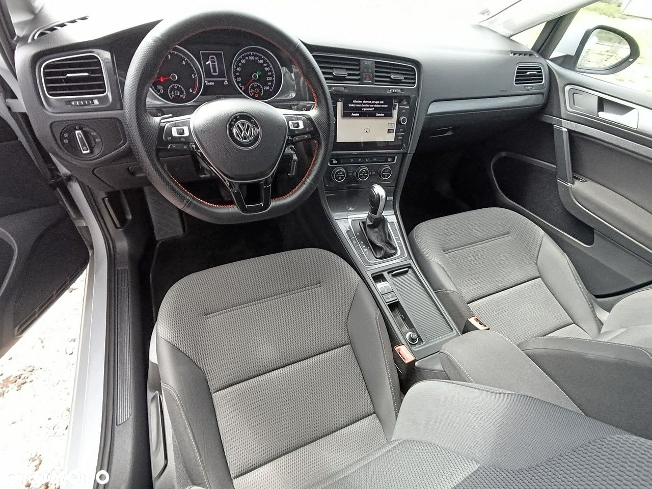 Volkswagen Golf - 15