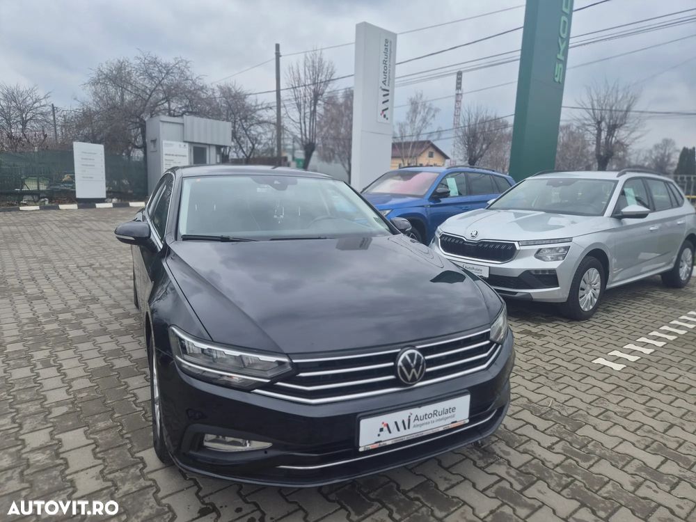 Volkswagen Passat 2.0 TDI DSG Comfortline - 1