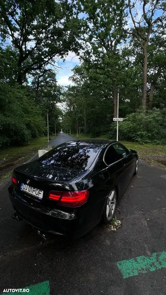 BMW Seria 3 2010 photo 3