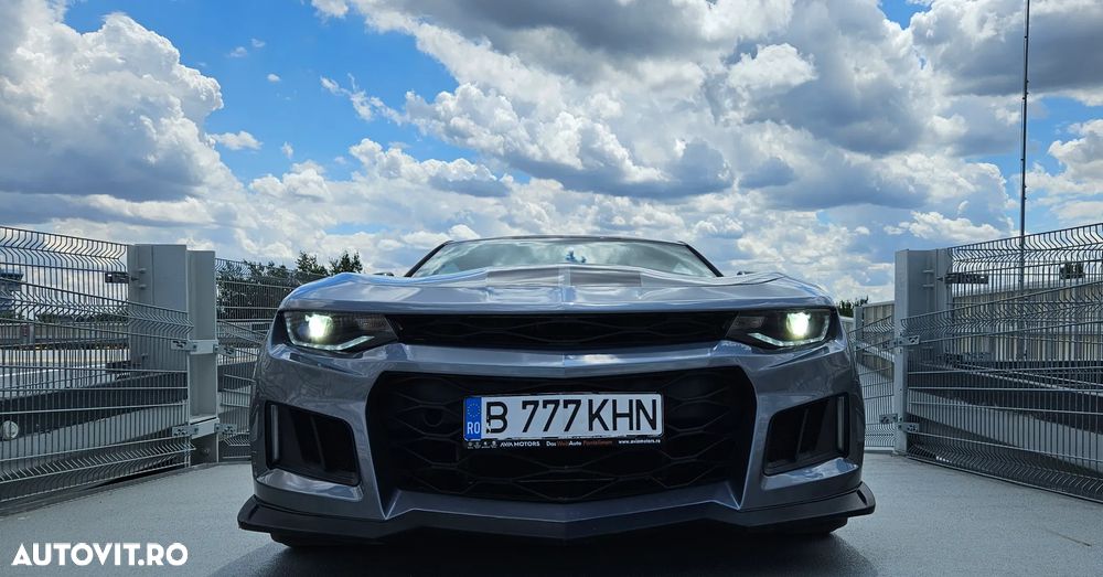 Chevrolet Camaro - 13