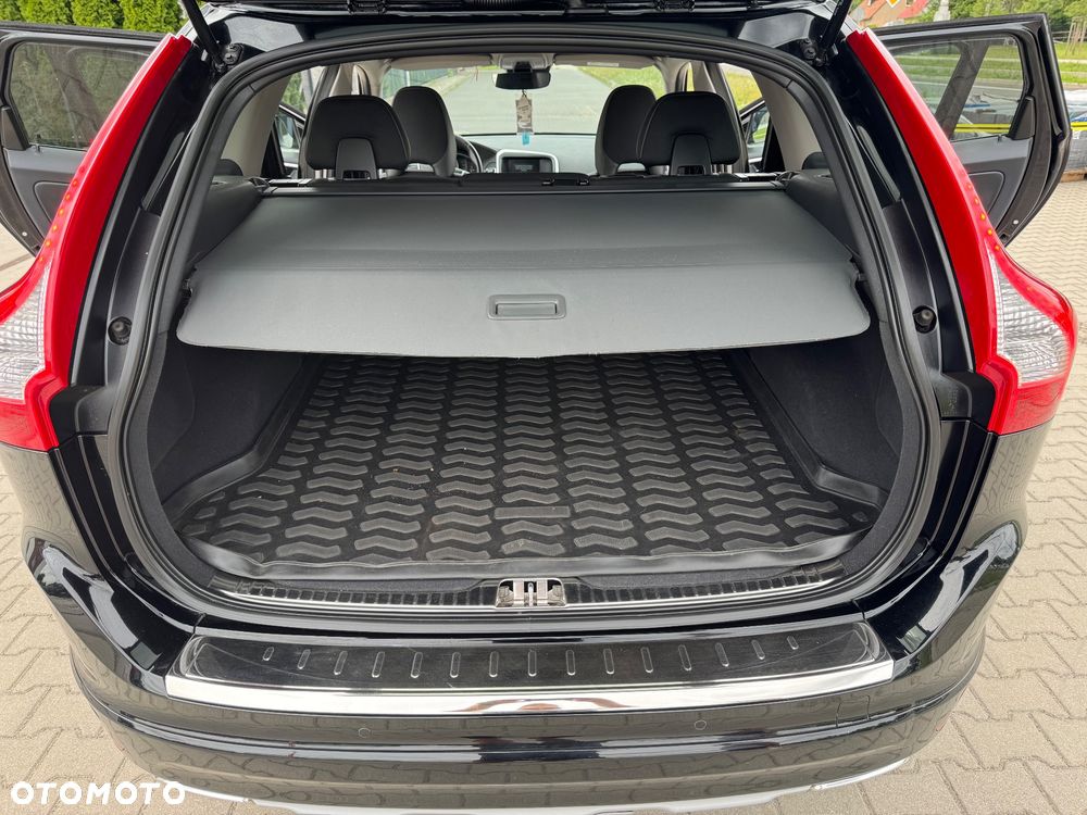 Volvo XC 60 D4 Drive-E Momentum - 18
