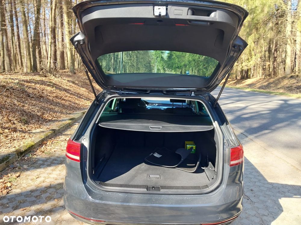 Volkswagen Passat 2.0 TDI BMT Comfortline DSG - 27