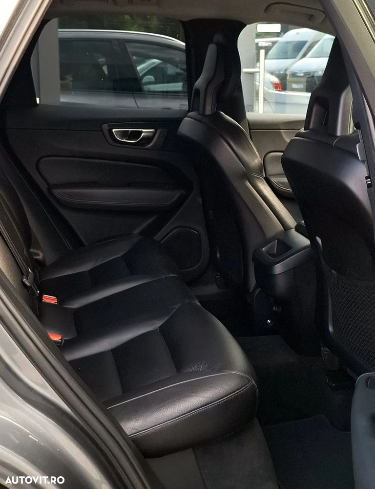 Volvo XC 60 D4 AWD Momentum - 12