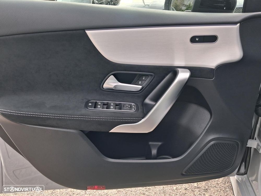 Mercedes-Benz A 180 - 9