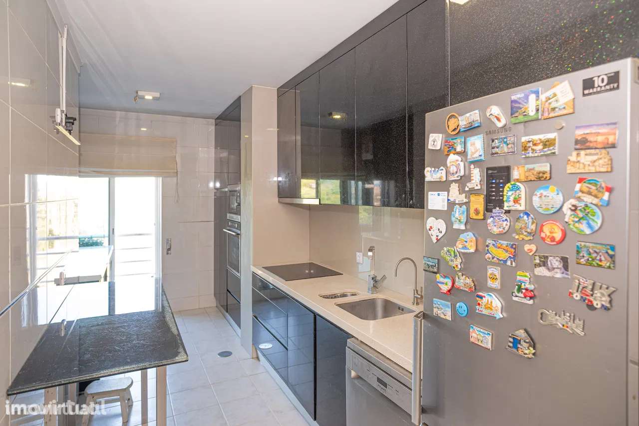 T3 com Suíte | Condomínio Fechado com Piscina | Barcelinhos - Grande imagem: 5/30