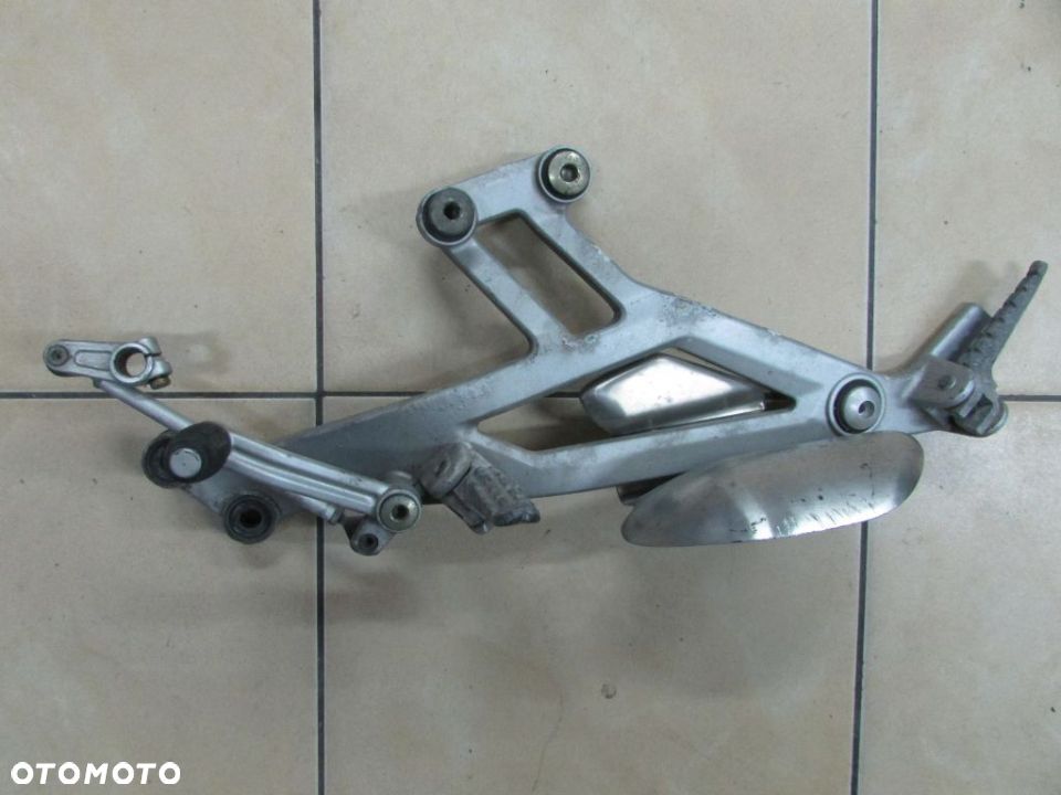 Ducati Monster M620 900 set lewy podnóżki komplet - 1