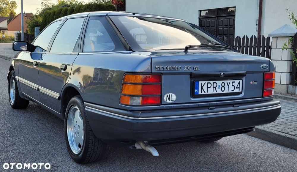 Ford Scorpio 2.0 CL - 4