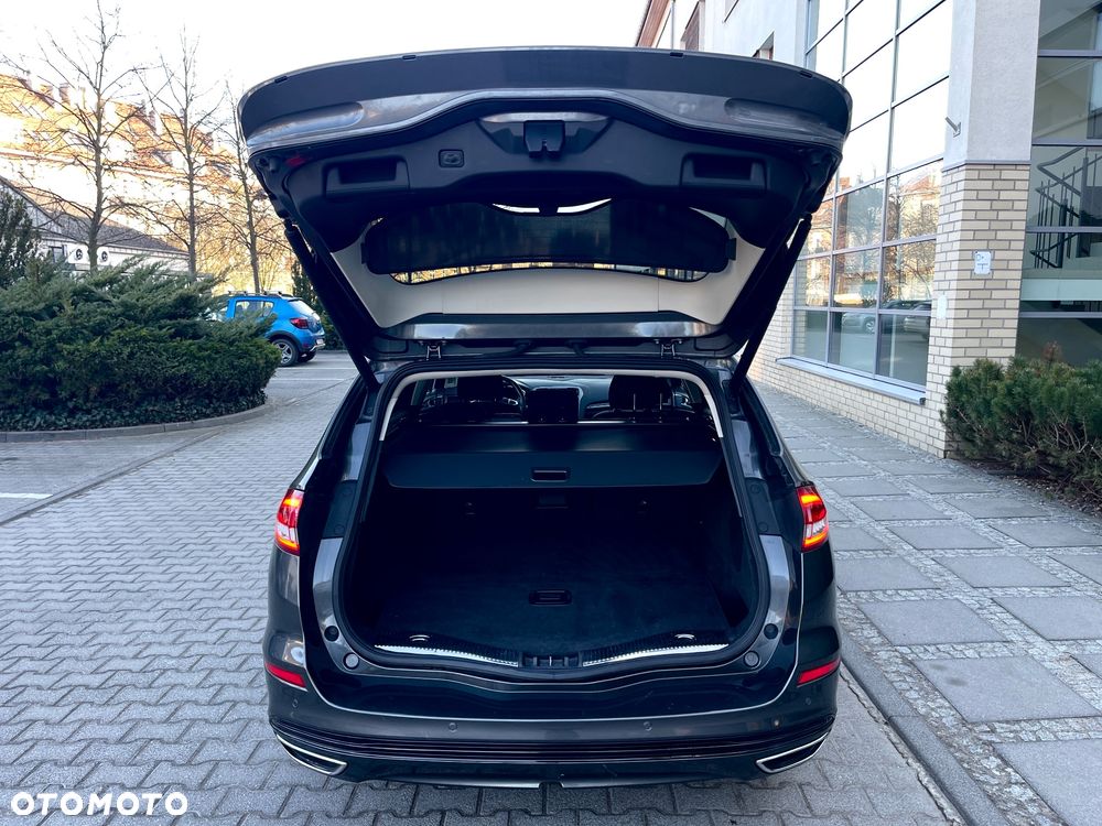 Ford Mondeo - 10